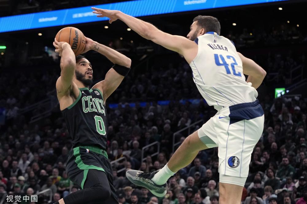 己的主场打 己的主场打