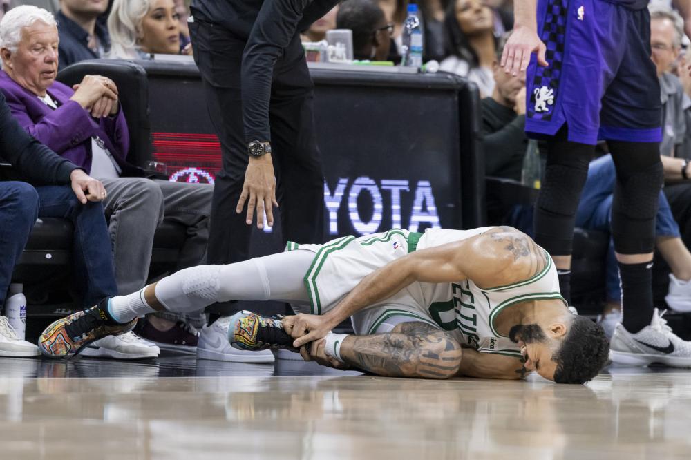 库里在球场 库里在球场