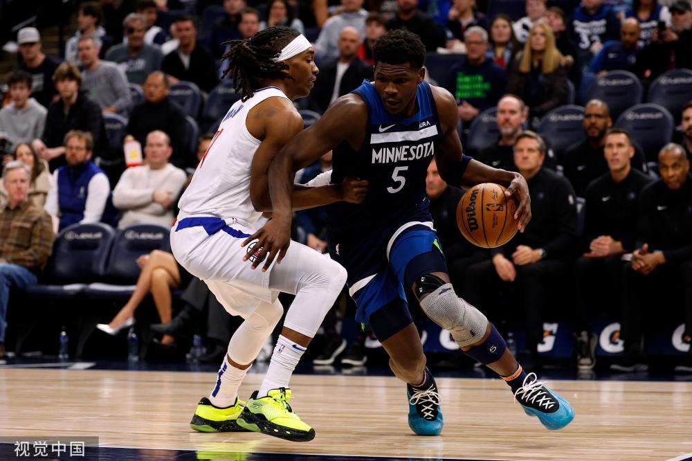 接球的瞬间 接球的瞬间