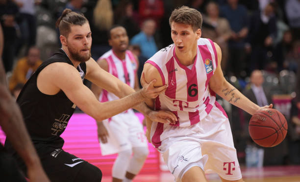 莱万多夫斯 莱万多夫斯