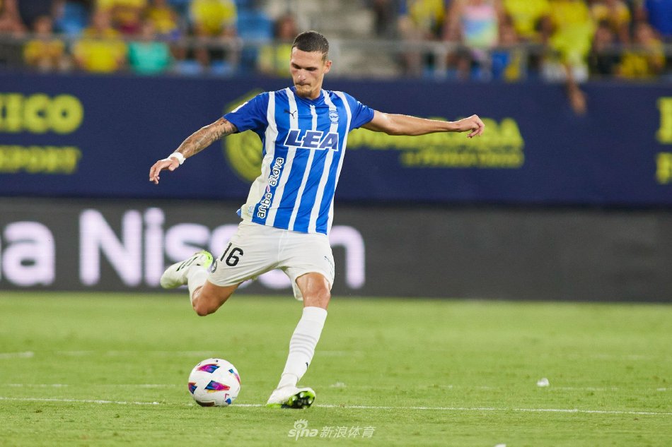 上演一场精 上演一场精