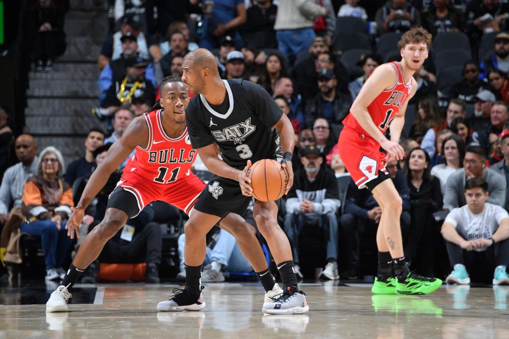 虽然赛季仍 虽然赛季仍